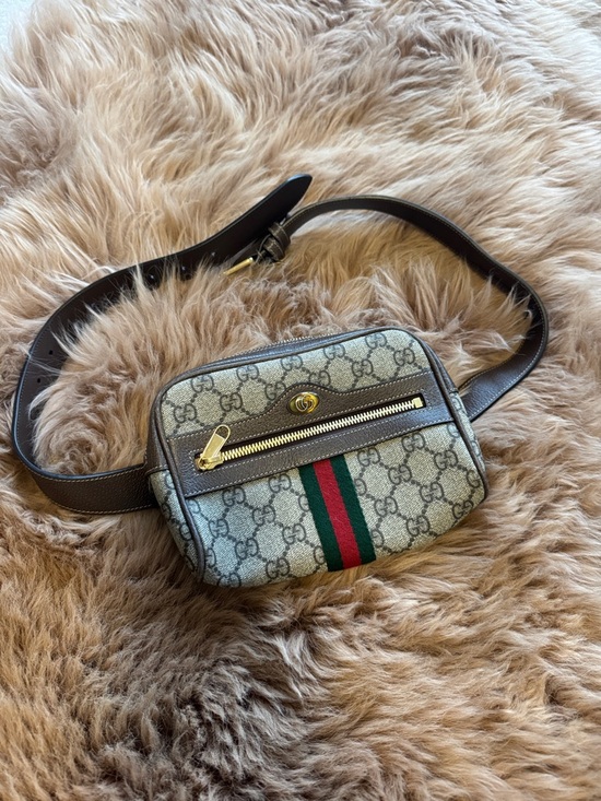 Gucci Handbags - Authentic Gucci Beige/Ebony GG Supreme Belt Bag with Red & Green Web